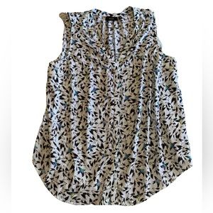 Light blue V-neck button down sleeveless blouse, with mini collar - OX